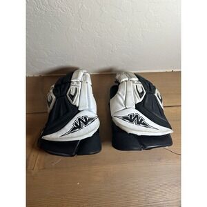 Mission Hockey Gloves The Syndicate Black And White‎ 10in